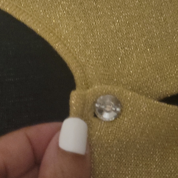 Sweater - Picture 2 of 4